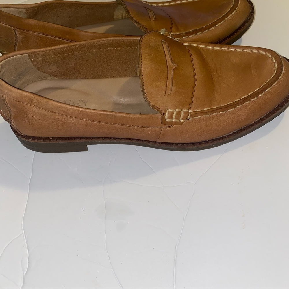 𝅺Sperry tan leather seaport penny loafer shoe size 6